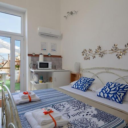 Ciao Bella Horizon Hotel Riomaggiore Bagian luar foto